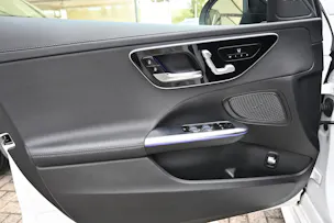 MERCEDES-BENZ C 300 d AMG Line 4 Matic
