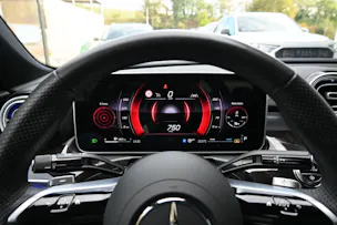 MERCEDES-BENZ C 300 d AMG Line 4 Matic