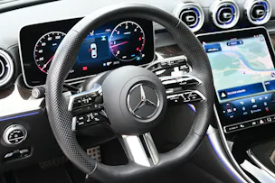 MERCEDES-BENZ C 300 d AMG Line 4 Matic