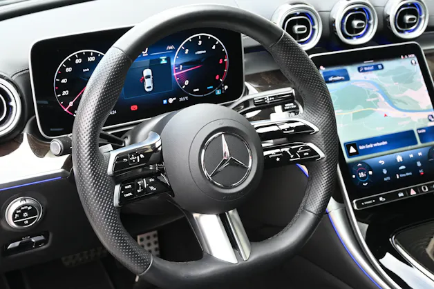 MERCEDES-BENZ C 300 d AMG Line 4 Matic