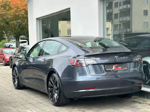 Tesla Model 3 Performance Dual Motor AWD