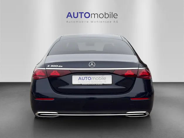 MERCEDES-BENZ E 300 e 4Matic 9G-Tronic