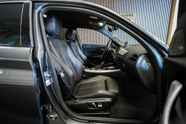 BMW M140i xDrive Steptronic