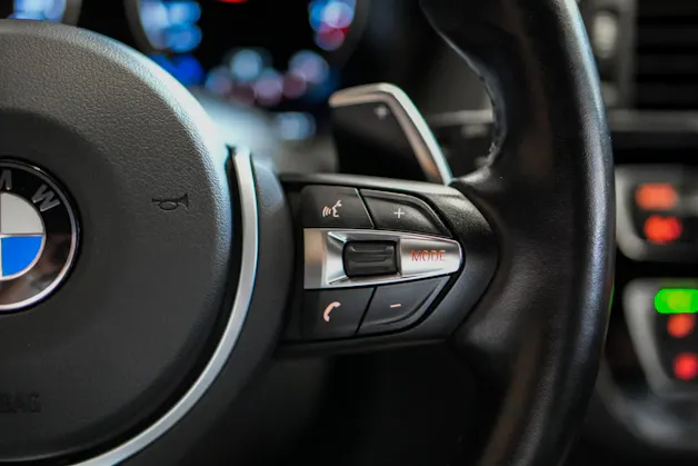 BMW M140i xDrive Steptronic