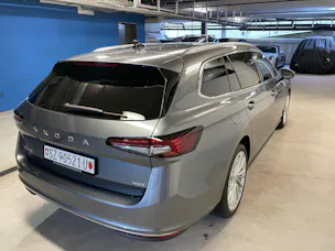 SKODA Superb Combi 2.0 TDi L&K 4x4 DSG