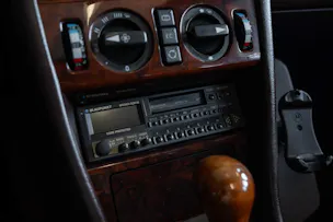 MERCEDES-BENZ 300 TE-24
