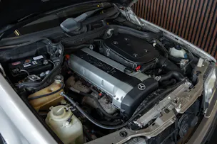 MERCEDES-BENZ 300 TE-24
