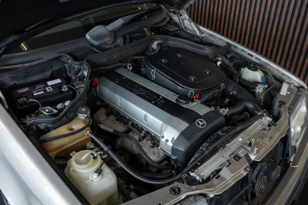MERCEDES-BENZ 300 TE-24