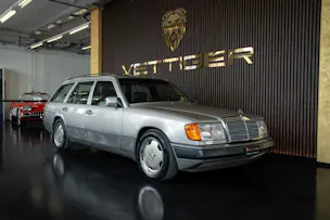 MERCEDES-BENZ 300 TE-24