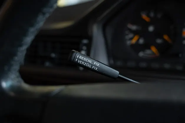 MERCEDES-BENZ 300 TE-24