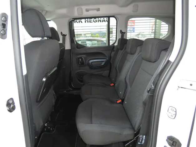 PEUGEOT Rifter Long 1.2 PureTech 7-Plätzer Allure Pack EAT8 (Automat)