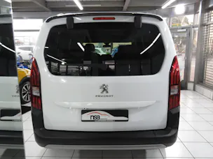 PEUGEOT Rifter Long 1.2 PureTech 7-Plätzer Allure Pack EAT8 (Automat)