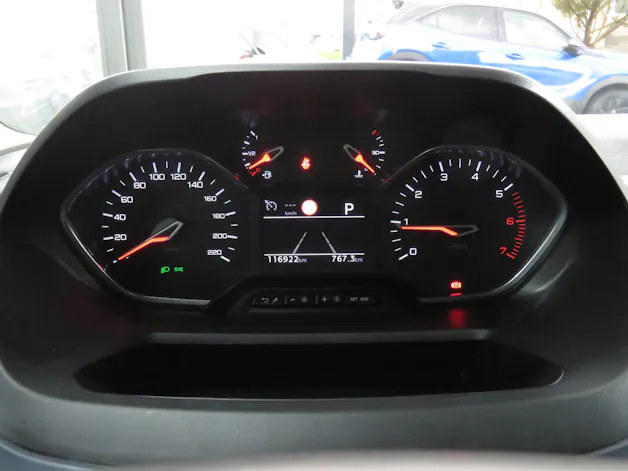 PEUGEOT Rifter Long 1.2 PureTech 7-Plätzer Allure Pack EAT8 (Automat)
