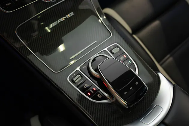 MERCEDES-BENZ C 63 S AMG