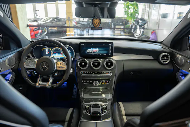 MERCEDES-BENZ C 63 S AMG