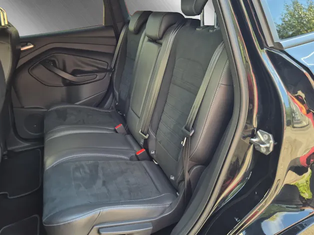 FORD Kuga 2.0 TDCi 180 ST-Line