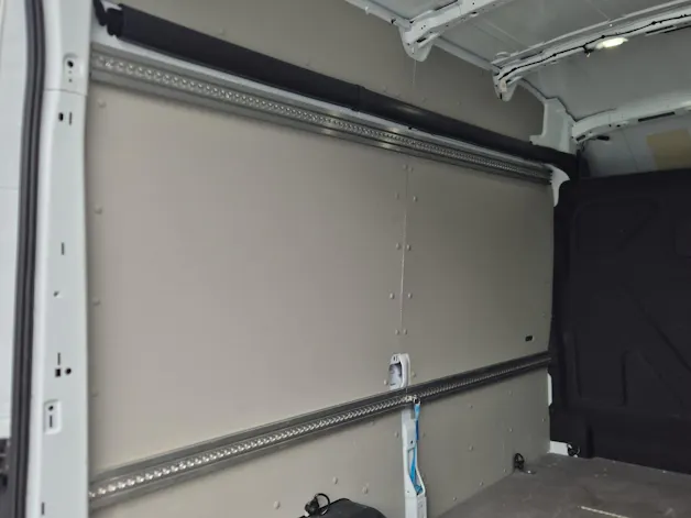 FORD E-Transit Van 350 L2H3 68kWh Trend