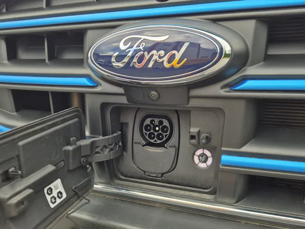 FORD E-Transit Van 350 L2H3 68kWh Trend