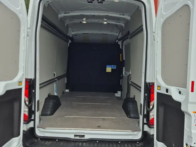 FORD E-Transit Van 350 L2H3 68kWh Trend