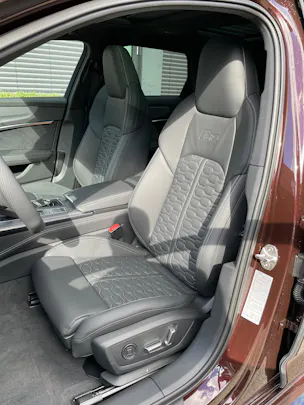 AUDI RS6 Avant 4.0 TFSI V8 quattro