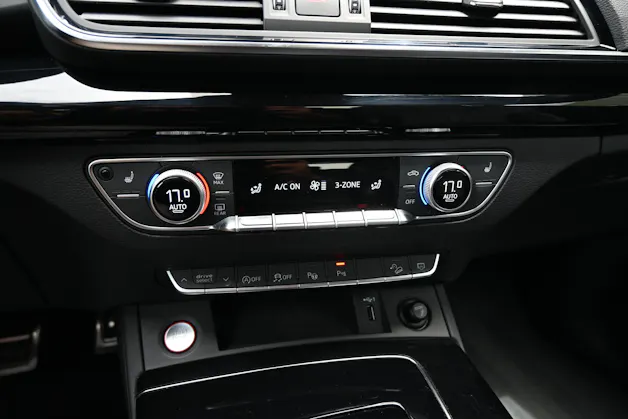 AUDI SQ5 Sportback 3.0 V6 TDI quattro tiptronic 342PS