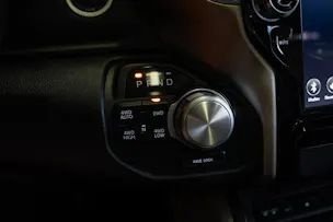 DODGE RAM 1500 5.7 V8 Hemi Laramie