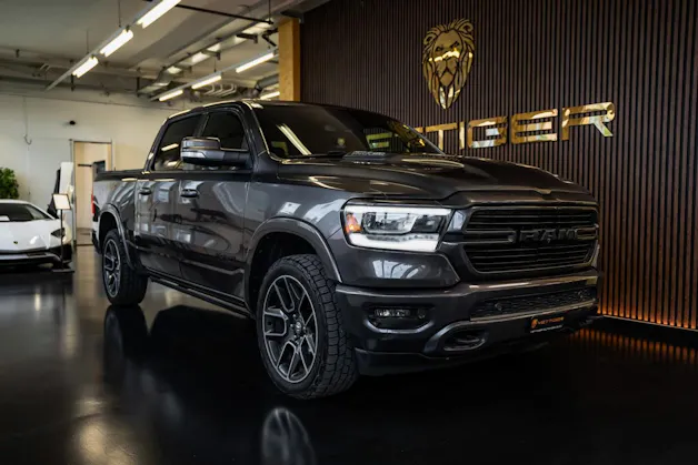 DODGE RAM 1500 5.7 V8 Hemi Laramie