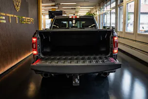 DODGE RAM 1500 5.7 V8 Hemi Laramie