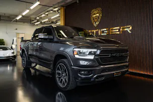 DODGE RAM 1500 5.7 V8 Hemi Laramie