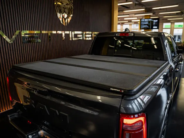 DODGE RAM 1500 5.7 V8 Hemi Laramie