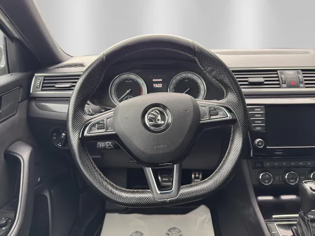 SKODA Superb Combi 2.0 TSI Sport Line DSG 4x4