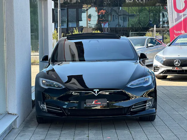 Tesla Model S 100 D