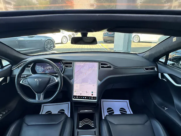 Tesla Model S 100 D