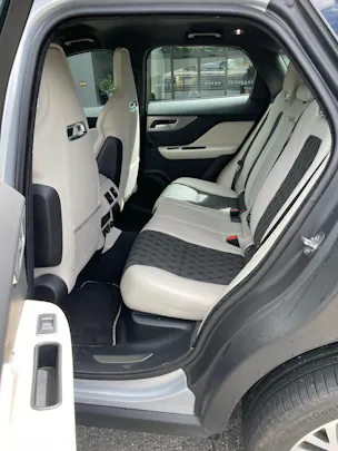 Jaguar F-Pace 5.0 V8 SVR AWD Automatik
