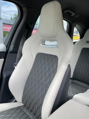 Jaguar F-Pace 5.0 V8 SVR AWD Automatik