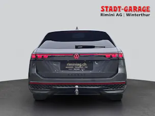 VW Passat Variant 2.0 TSI R-Line DSG 4motion