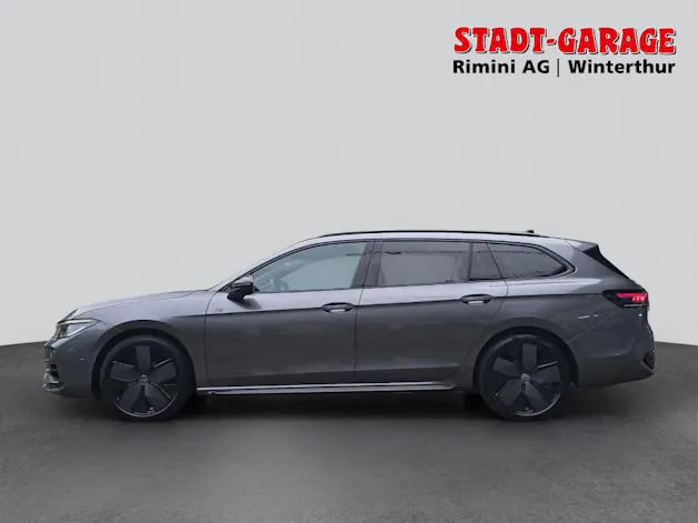 VW Passat Variant 2.0 TSI R-Line DSG 4motion