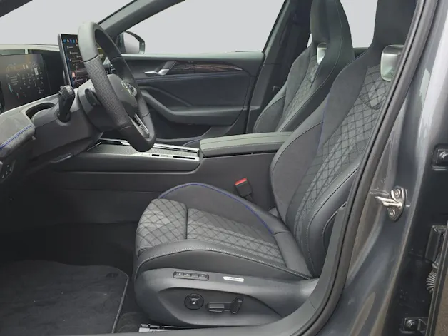 VW Passat Variant 2.0 TSI R-Line DSG 4motion