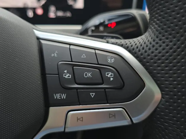 VW Passat Variant 2.0 TSI R-Line DSG 4motion
