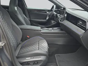VW Passat Variant 2.0 TSI R-Line DSG 4motion