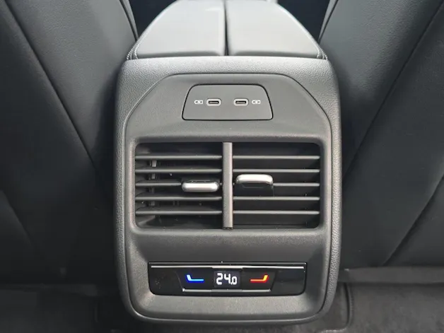 VW Passat Variant 2.0 TSI R-Line DSG 4motion