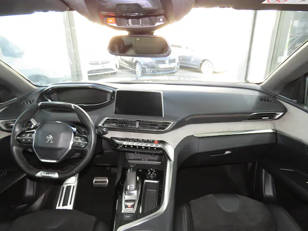 PEUGEOT 3008 2.0 BlueHDi GT EAT (Automat)