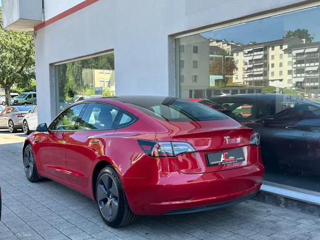 Tesla Model 3 Long Range Dual Motor AWD