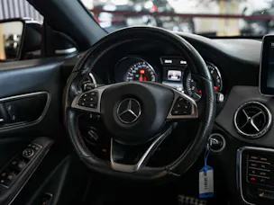 MERCEDES-BENZ CLA 250 AMG Line 7G-DCT 4Matic