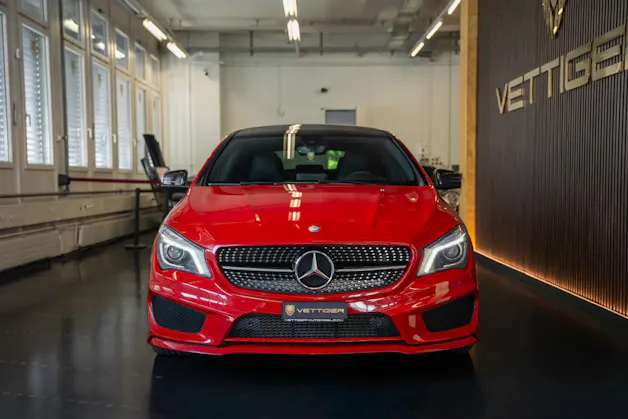 MERCEDES-BENZ CLA 250 AMG Line 7G-DCT 4Matic