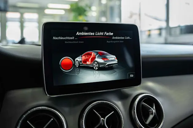 MERCEDES-BENZ CLA 250 AMG Line 7G-DCT 4Matic