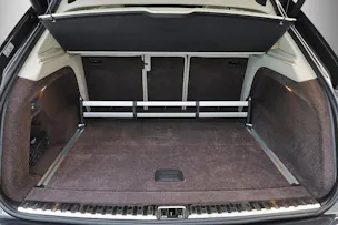 BENTLEY Bentayga Atelier V8