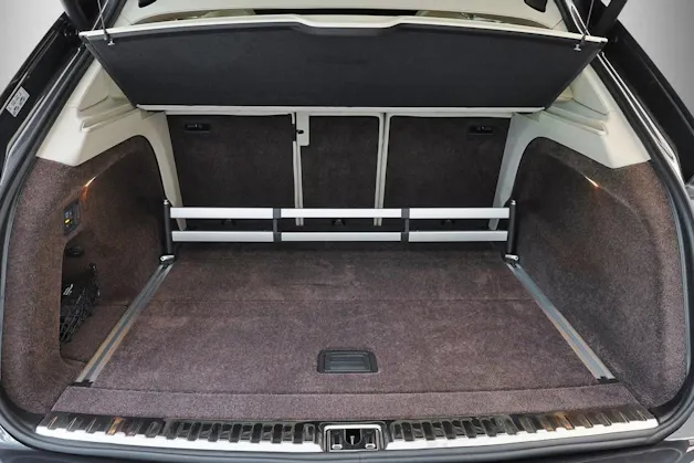 BENTLEY Bentayga Atelier V8