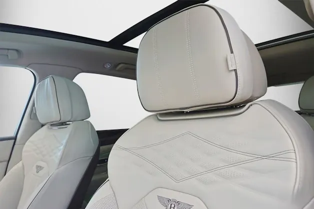 BENTLEY Bentayga Atelier V8