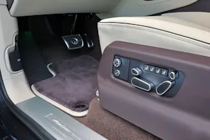 BENTLEY Bentayga Atelier V8